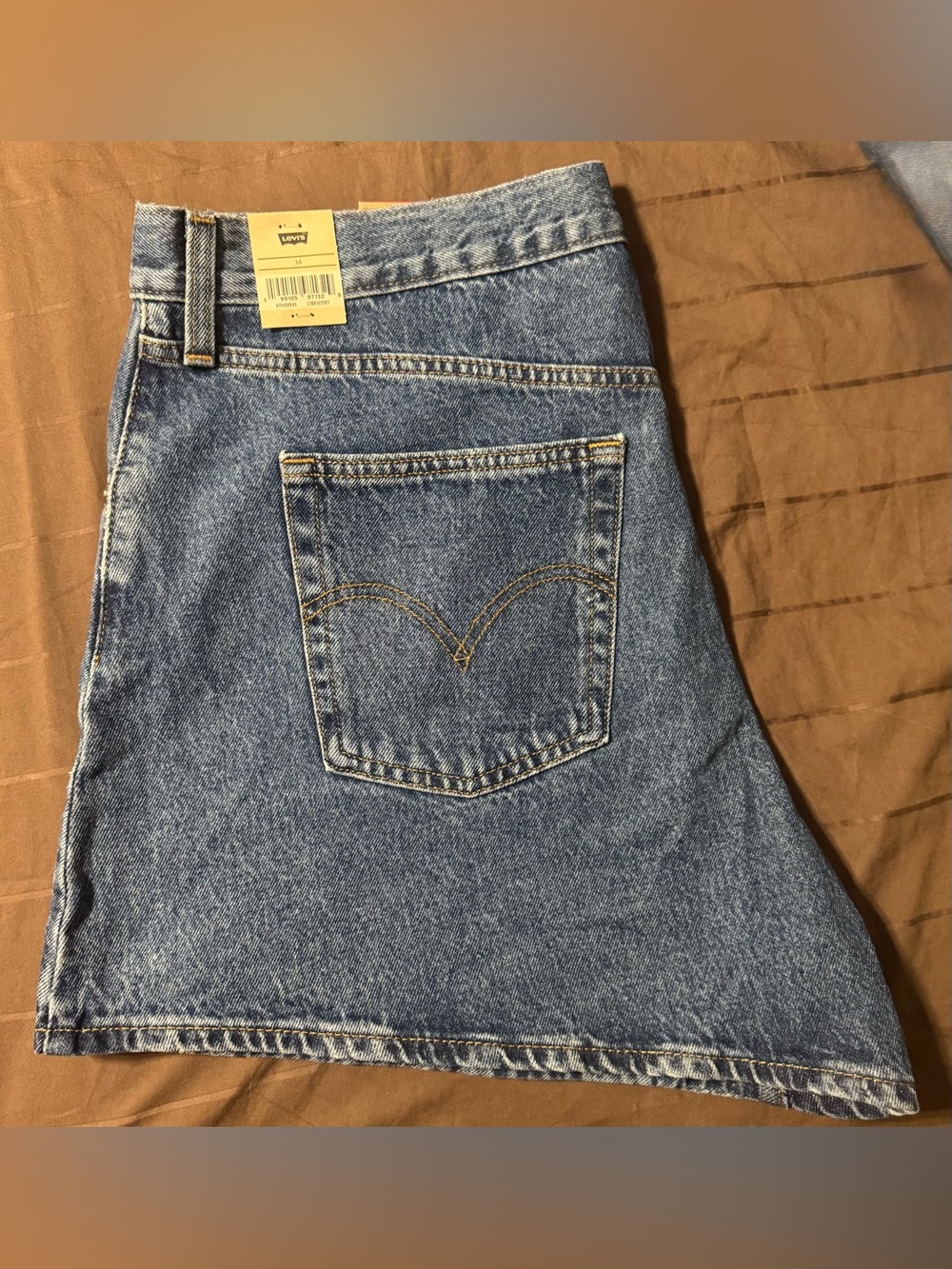 Levi’s High Waisted Mom Shorts Womens size 34 - Picture 2 of 6
